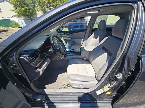 Used 2012 Toyota Camry XLE FWD image 10