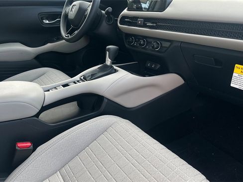 New 2026 Honda HR-V LX image 17