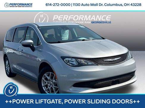 Used 2023 Chrysler Voyager LX FWD image 1