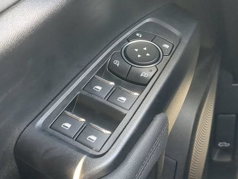 Used 2025 Ford Ranger XLT w/ Black Appearance Package RWD image 27