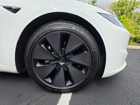 Used 2024 Tesla Model 3 Long Range AWD/4WD image 5