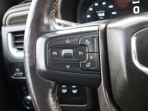 Used 2022 GMC Yukon AT4 image 17