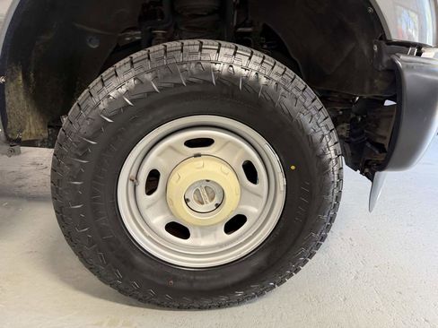 Used 2015 Ford F250 XL w/ Power Equipment Group AWD/4WD image 2