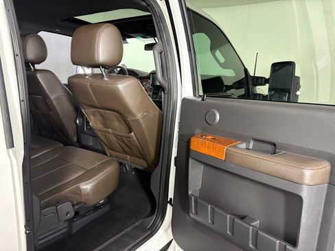 Used 2016 Ford F250 King Ranch w/ FX4 Off-Road Package AWD/4WD image 29