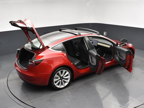 Used 2019 Tesla Model 3 Long Range image 25