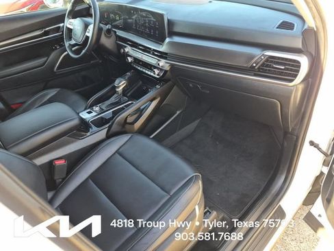 Certified 2025 Kia Telluride S AWD/4WD image 13