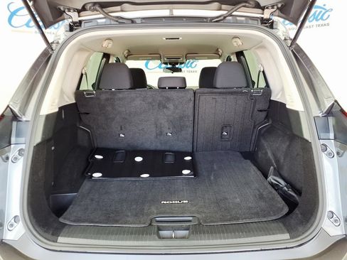 Used 2023 Nissan Rogue S FWD image 10
