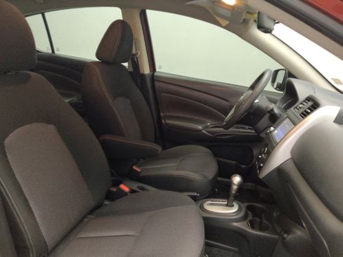 Used 2019 Nissan Versa SV image 21