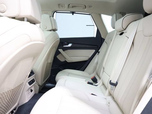Used 2024 Audi Q5 2.0T Premium Plus w/ Premium Plus Package AWD/4WD image 27