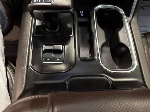 Used 2023 GMC Sierra 1500 Denali w/ Denali Reserve Package AWD/4WD image 29