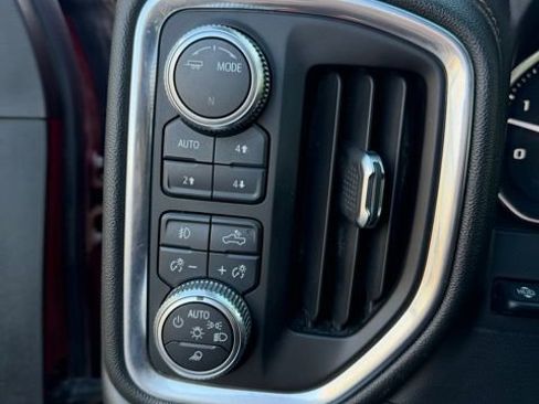 Used 2021 GMC Sierra 2500 AT4 w/ AT4 Premium Plus Package image 11