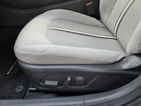 Used 2021 Hyundai Sonata SEL w/ Convenience Package FWD image 16