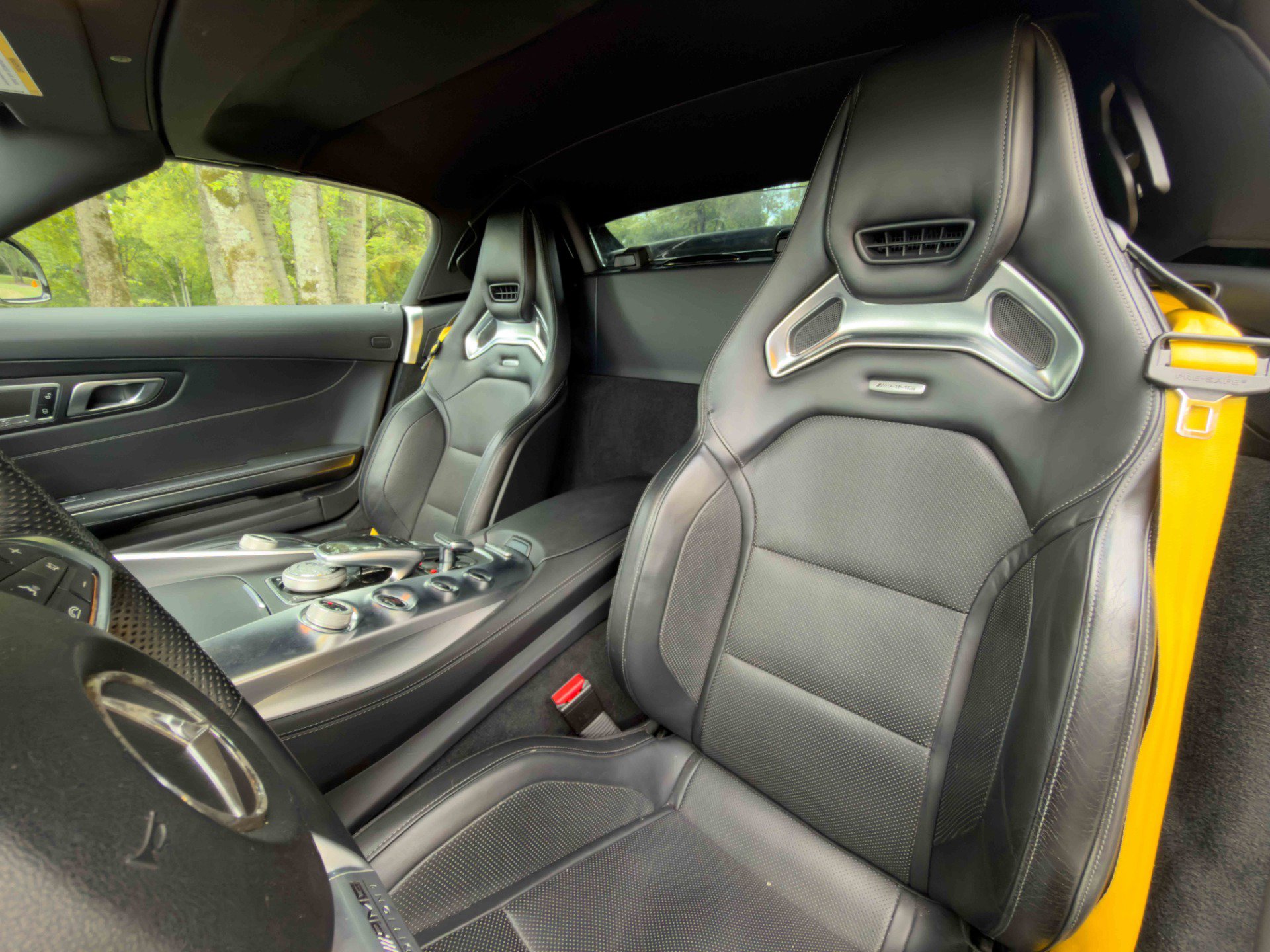 Used 2019 Mercedes-Benz AMG GT Roadster image 15