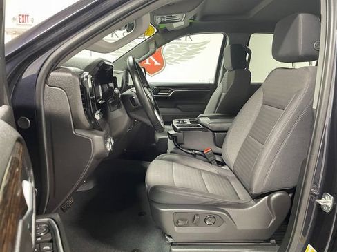 Used 2025 GMC Sierra 1500 Elevation AWD/4WD image 11