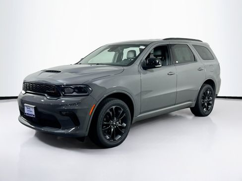 Used 2022 Dodge Durango GT image 1