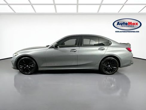 Used 2023 BMW 330i xDrive Sedan AWD/4WD image 9