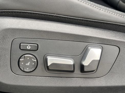 Used 2026 BMW X6 xDrive40i w/ Premium Package AWD/4WD image 23