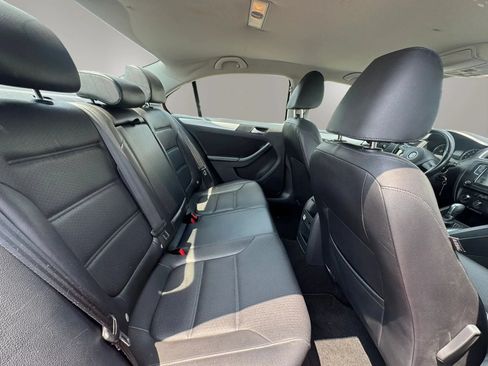 Used 2014 Volkswagen Jetta SE FWD image 14