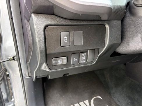 Used 2022 Toyota Tacoma TRD Sport image 14