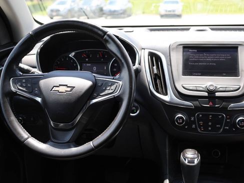 Used 2021 Chevrolet Equinox LT AWD/4WD image 23