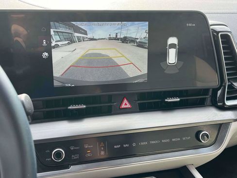 Certified 2025 Kia Sportage EX AWD/4WD image 24