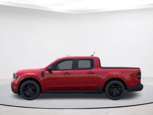 New 2025 Ford Maverick Lariat w/ Black Appearance Package image 3