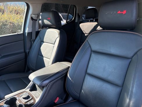 Used 2023 GMC Acadia AT4 w/ Technology Package image 22