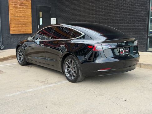 Used 2020 Tesla Model 3 Long Range AWD/4WD image 9