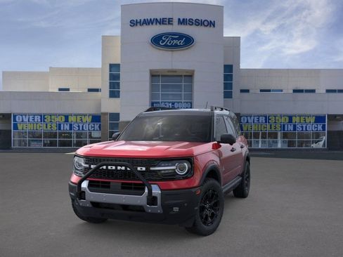 New 2026 Ford Bronco Sport Outer Banks w/ Sasquatch Outer Banks Package AWD/4WD image 2
