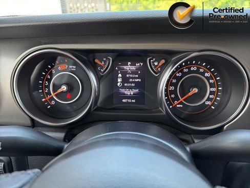 Certified 2022 Jeep Wrangler Unlimited Sport AWD/4WD image 46
