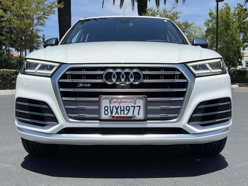 Used 2018 Audi SQ5 Prestige w/ Prestige Package image 58