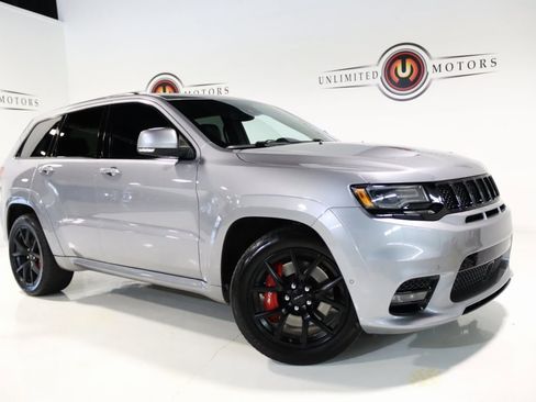 Used 2021 Jeep Grand Cherokee SRT w/ Trailer Tow Group IV image 8
