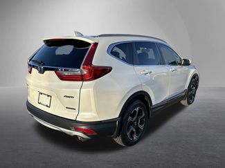 Used 2018 Honda CR-V Touring video 3