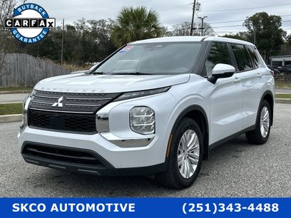 Used 2023 Mitsubishi Outlander ES