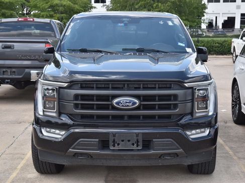Used 2021 Ford F150 Lariat w/ Equipment Group 502A High AWD/4WD image 3