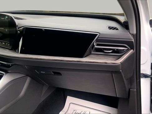 Used 2025 Audi Q5 Premium Plus w/ Premium Plus AWD/4WD image 16
