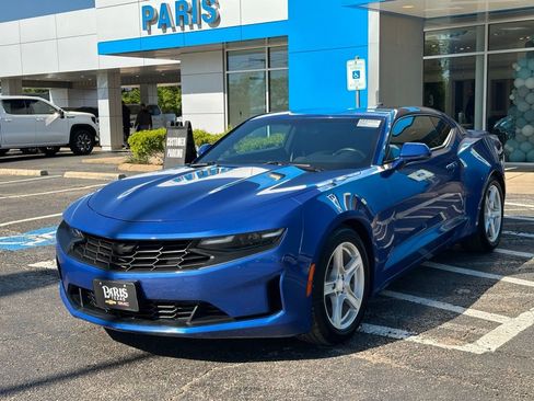 Used 2021 Chevrolet Camaro LT RWD image 3