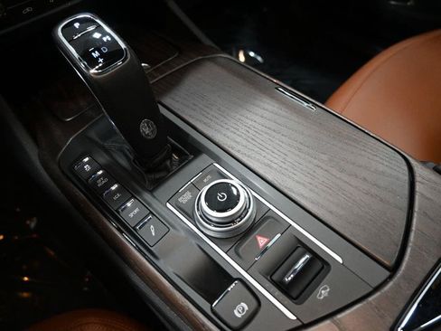 Used 2023 Maserati Levante GT AWD/4WD image 22