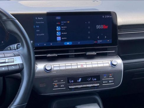 Used 2025 Hyundai Kona SEL AWD/4WD image 7