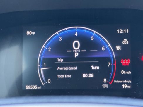 Used 2023 Toyota Corolla Cross XLE w/ Convenience Package image 12