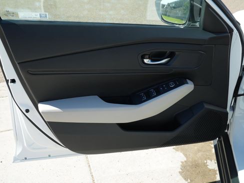 New 2025 Honda Accord SE image 13