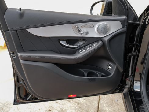 Used 2019 Mercedes-Benz GLC 43 AMG 4MATIC image 38