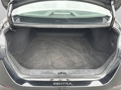 Used 2024 Nissan Sentra SV FWD image 24