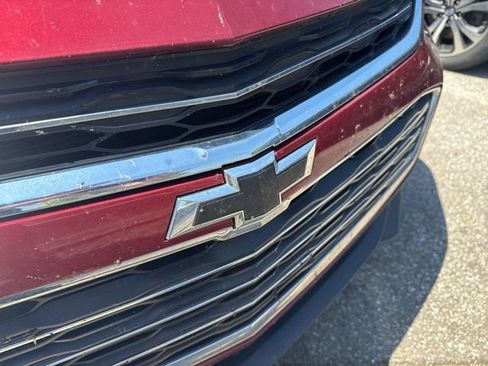 Used 2017 Chevrolet Malibu LT w/ Leather Package FWD image 14