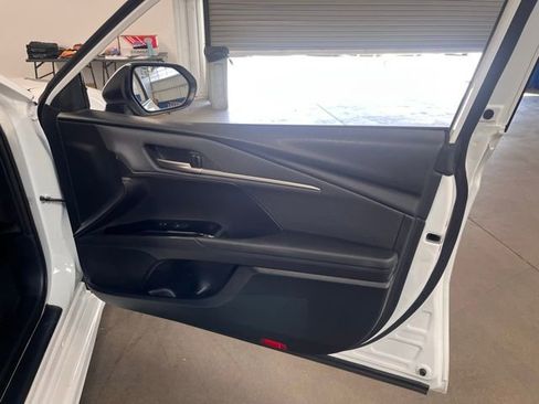 Used 2025 Toyota Camry SE FWD image 12