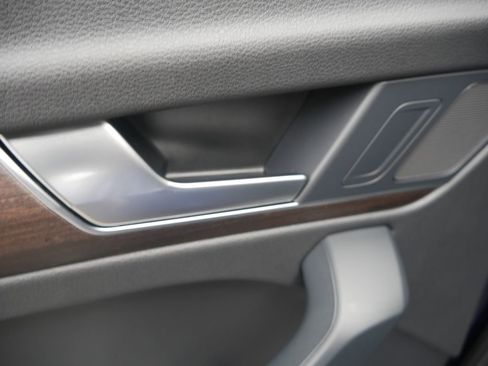 Certified 2023 Audi Q5 2.0T Premium w/ Convenience Package image 23