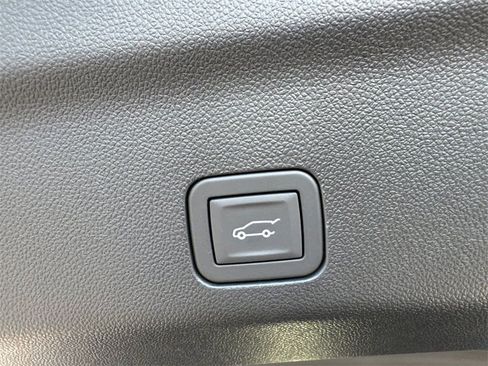 New 2026 Chevrolet Suburban LT w/ Comfort Package image 20