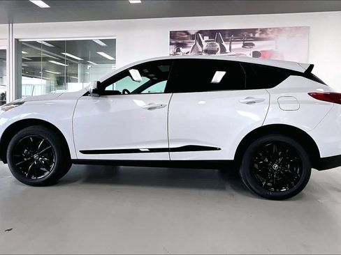 New 2026 Acura RDX SH-AWD image 3