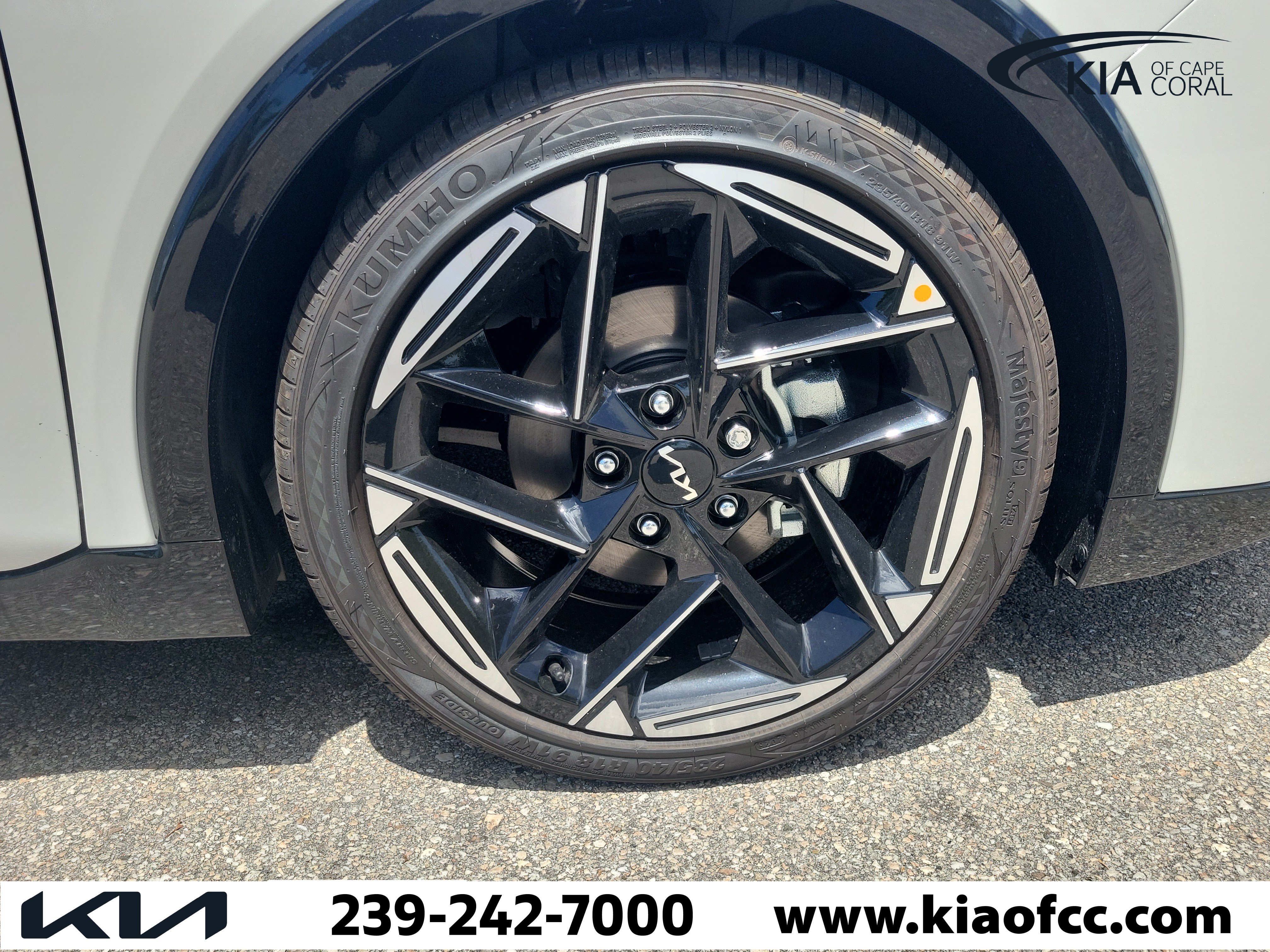 New 2026 Kia K4 EX w/ GT-Line Premium Package FWD image 9