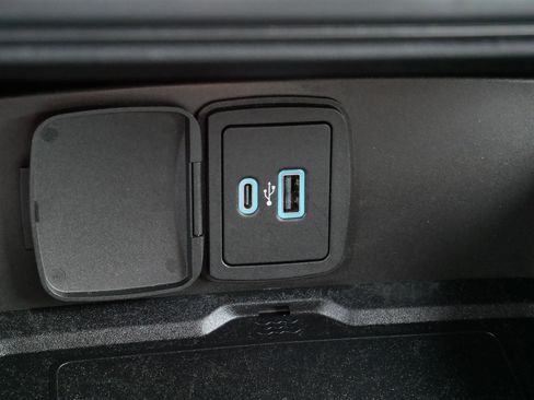 Used 2022 Ford Bronco Badlands image 42